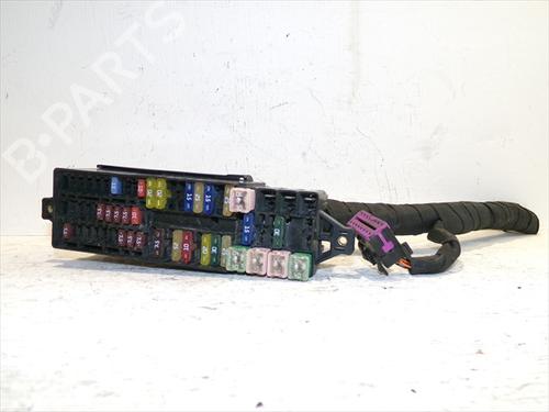 Used Fuse box Fuse box SKODA RAPID Spaceback (NH1) 1.6 TDI (90 hp) 24557293 24557293