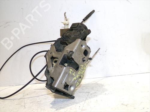 Fechadura trás esquerda Fechadura trás esquerda MERCEDES-BENZ A-CLASS (W168) A 170 CDI (168.009, 168.109) (95 hp) 33265132 33265132