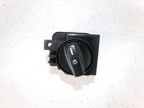 Used Headlight switch Headlight switch MERCEDES-BENZ B-CLASS Sports Tourer (W245) B 200 CDI (245.208) (140 hp) 31918299 31918299