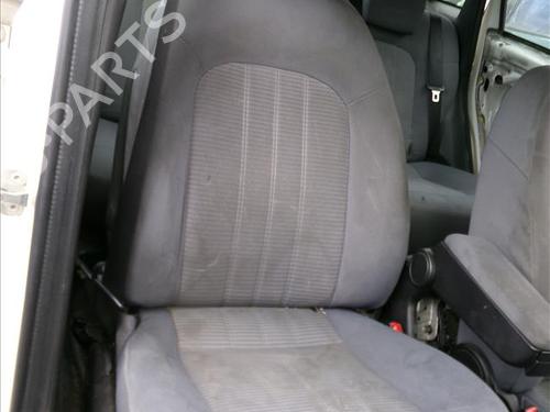 Used Right front seat Right front seat FIAT LINEA (323_, 110_) 1.6 D Multijet (105 hp) 24859452 24859452