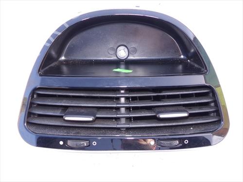 Used Air vent Air vent FIAT LINEA (323_, 110_) 1.3 D Multijet (323AXB1A) (95 hp) 40597761 40597761