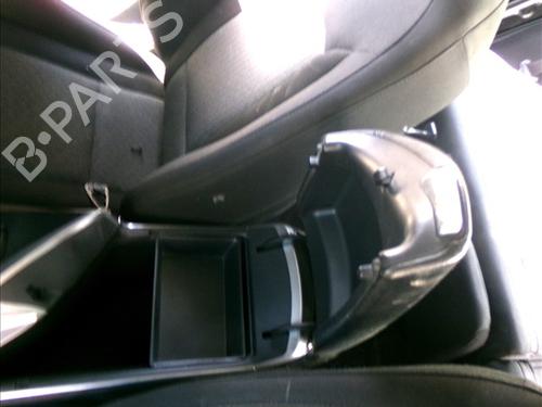 Armrest / Center console HYUNDAI i40 I (VF) 1.7 CRDi | BP26409120I20 - Image 2