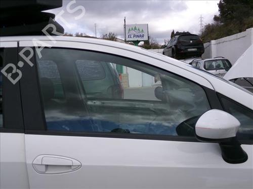 Used Front right door window Front right door window FIAT LINEA (323_, 110_) 1.6 D Multijet (105 hp) 24859472 24859472