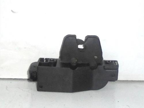 Used Tailgate lock Tailgate lock CITROËN C4 I (LC_) 1.6 HDi (90 hp) 24563917 24563917