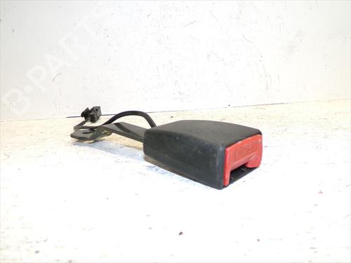 Engate do cinto Engate do cinto RENAULT CLIO III (BR0/1, CR0/1) 1.5 dCi (BR17, CR17) (86 hp) 33688211 33688211