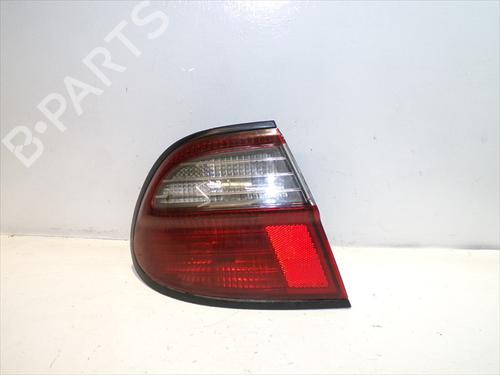 Piloto trasero izquierdo Piloto trasero izquierdo NISSAN ALMERA I (N15) 2.0 D (75 hp) 36496658 36496658