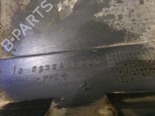 Used Right front fenders PEUGEOT 307 (3A/C) 1.6 HDi 110 (109 hp) 31241901