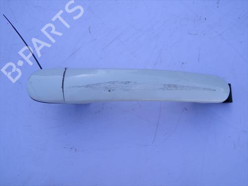 Used Front right exterior door handle Front right exterior door handle 38232817 38232817
