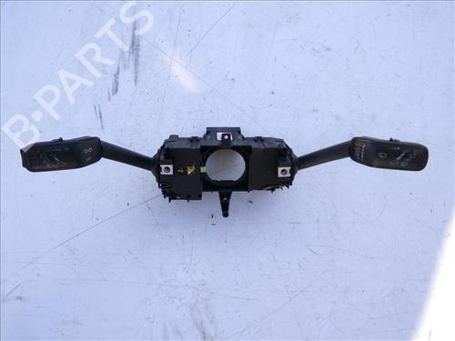 switch-seat-toledo-iv-kg3-2012-2013-2014-2015-2016-2017-2018-2019-24858639 main image