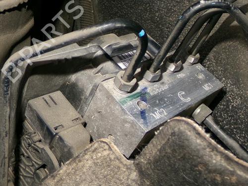 Used ABS pump NISSAN QASHQAI +2 (JJ10E) 1.5 dCi (106 hp) 31695206