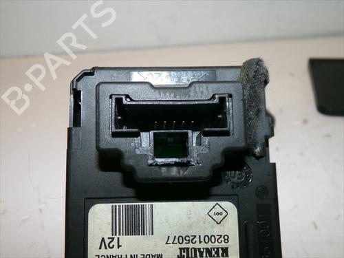 Card reader RENAULT SCÉNIC II (JM0/1_) 1.9 dCi (JM0G, JM12, JM1G, JM2C) | BP37508433E4 - Image 3