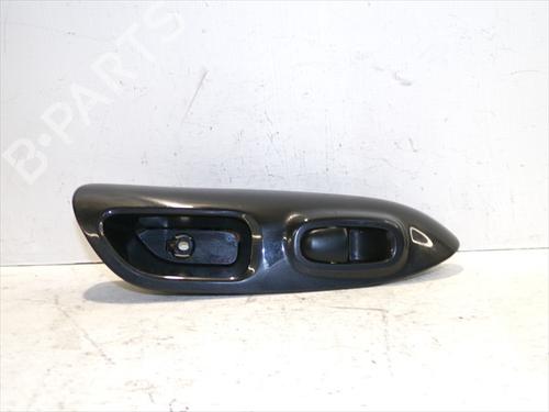 Used Left rear window switch Left rear window switch NISSAN JUKE (F15) 1.5 dCi (110 hp) 33264901 33264901