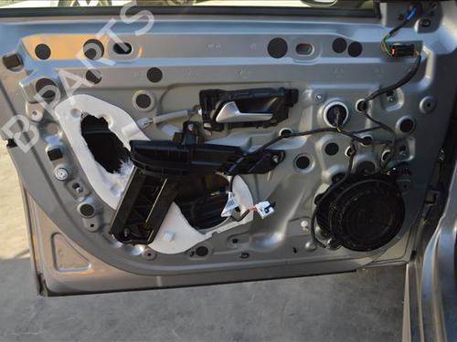 Used Front left window mechanism Front left window mechanism PEUGEOT 208 II (UB_, UP_, UW_, UJ_) 1.2 PureTech 75 (75 hp) 24561863 24561863