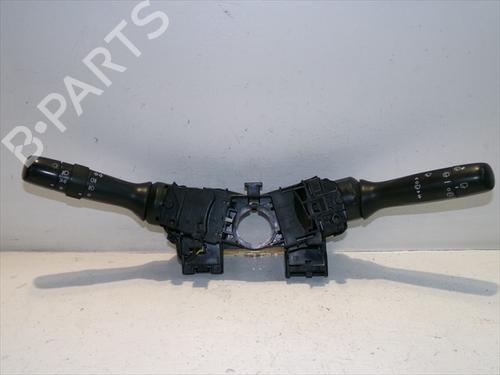 switch-toyota-yaris-_p9_-2005-2006-2007-2008-2009-2010-2011-2012-2013-2014-24567452 main image