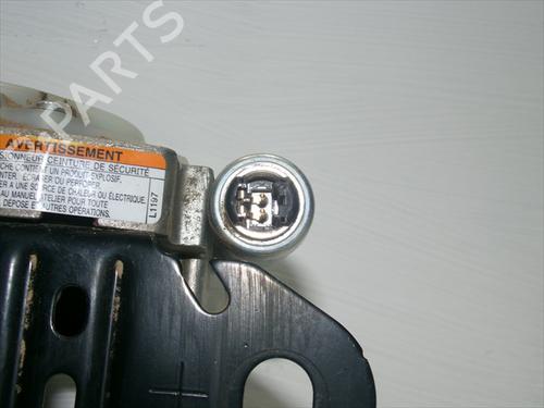 Front right seatbelt SUZUKI GRAND VITARA II (JT, TE, TD) 1.9 DDiS All-wheel Drive (JT419, TD44, JB419WD, JB419XD,... | BP25753058I25 - Image 4