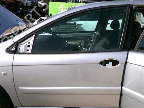 Used Left front door Left front door CITROËN C5 II (RC_) 2.2 HDi (RC4HXE) (133 hp) 33952737 33952737