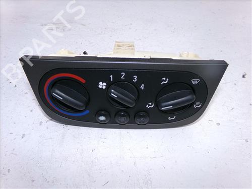 climate-control-opel-corsa-c-x01-2000-2001-2002-2003-2004-2005-2006-2007-2008-2009-29944127 main image