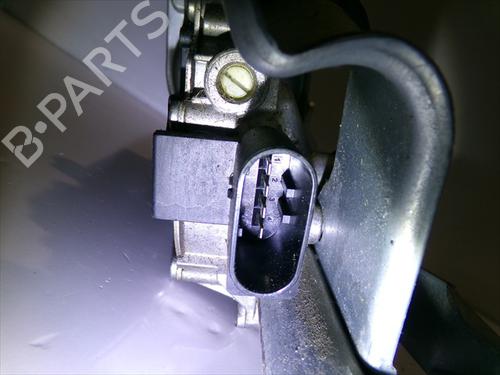 Front wiper motor BMW 1 Coupe (E82) 120 d | BP24560063M29 - Image 4