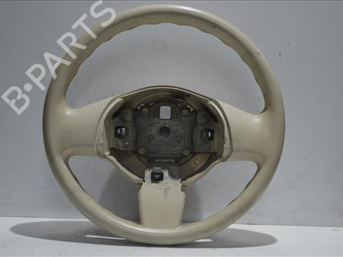 Used Steering wheel Steering wheel FIAT 500 C (312_) 1.2 (312CXA1A, 312AXA1A) (69 hp) 33423781 33423781