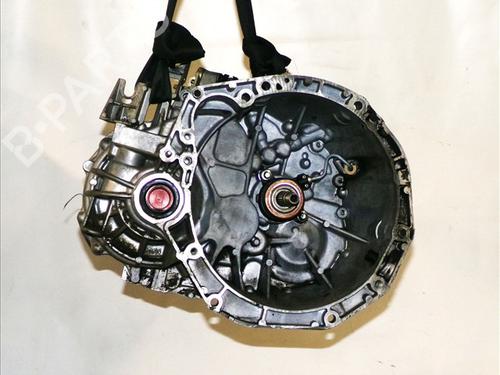 gearbox-renault-scenic-ii-jm01_-2003-2004-2005-2006-2007-2008-2009-2010-25733883 main image