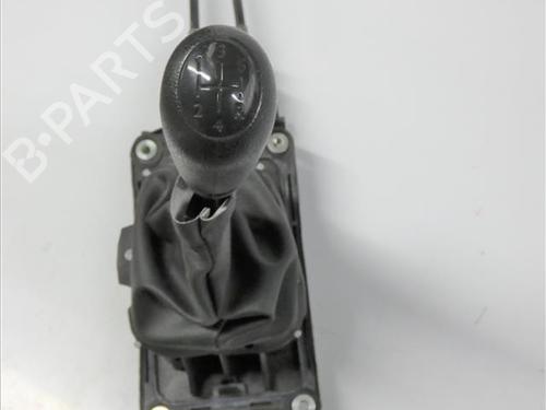 Used Gear lever Gear lever DACIA DOKKER Box Body/MPV 1.2 TCe 115 (FEM0) (114 hp) 24556117 24556117