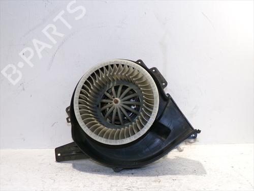 Used Heater blower motor Heater blower motor SKODA RAPID Spaceback (NH1) 1.6 TDI (90 hp) 24557393 24557393