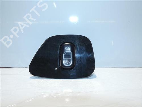 Used Left rear window switch Left rear window switch MERCEDES-BENZ E-CLASS T-Model (S210) E 320 T CDI (210.226) (197 hp) 24555655 24555655