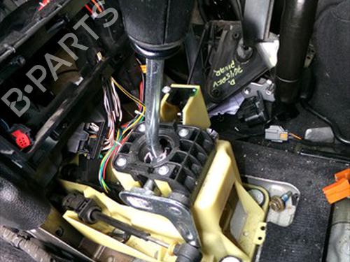 Used Gear lever Gear lever FORD MONDEO III (B5Y) 2.0 16V TDDi / TDCi (115 hp) 39767253 39767253