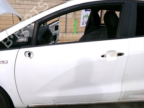 Used Left front door KIA RIO III (UB) 1.25 CVVT (86 hp) 31847797