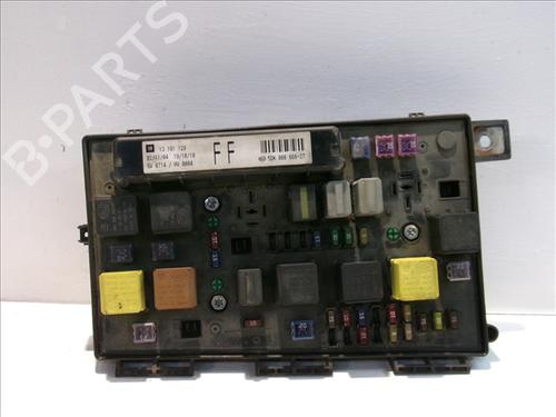 Used Fuse box Fuse box OPEL ASTRA H (A04) 1.3 CDTI (L48) (90 hp) 30908451 30908451