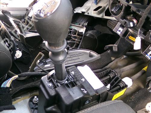 Used Gear lever Gear lever RENAULT MEGANE III Hatchback (BZ0/1_, B3_) 1.2 TCe (BZ2B, BZ11) (116 hp) 29052347 29052347