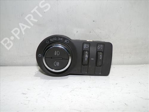 Used Headlight switch Headlight switch 24558119 24558119