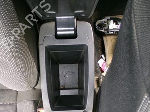 Armrest / Center console CITROËN C4 CACTUS 1.6 BlueHDi 100 | BP39714342I20 - Image 2