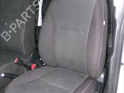 Used Left front seat TOYOTA VERSO (_R2_) 2.0 D-4D (AUR20_, AUR20R) (124 hp) 32009954
