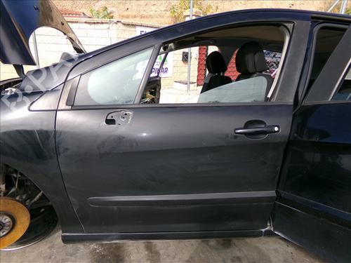 Used Left front door Left front door 29923499 29923499