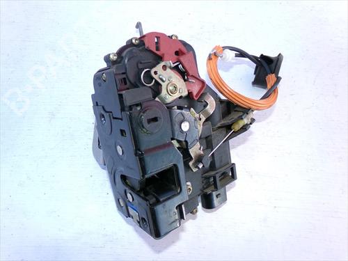 hjre-bagtil-las-audi-a4-b6-8e2-2000-2001-2002-2003-2004-2005-39578273 main image