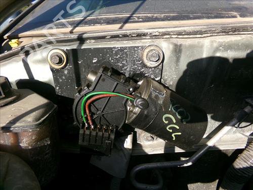 Used Front wiper motor Front wiper motor VOLVO S40 I (644) 1.9 DI (115 hp) 24566568 24566568