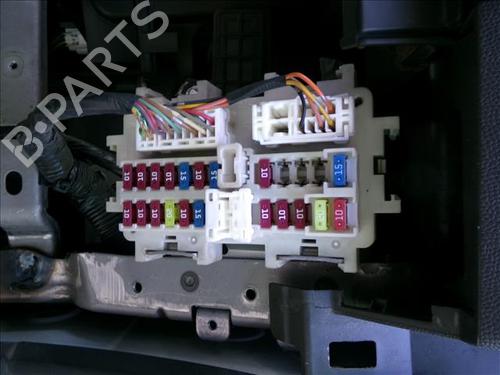 Used Fuse box Fuse box NISSAN NAVARA NP300 (D40) 2.5 dCi 4WD (D40TT, D40T, D40M, D40BB) (190 hp) 24857929 24857929