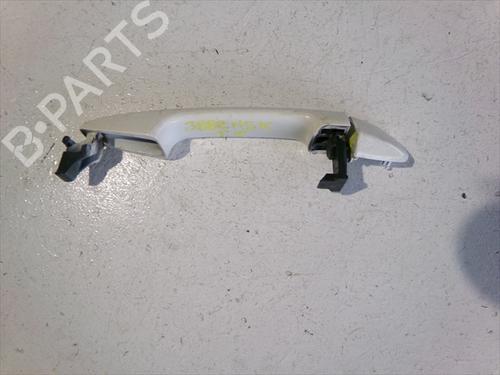 Venstre bagtil udvendigt håndtag TOYOTA VERSO (_R2_) 2.0 D-4D (AUR20_, AUR20R) (124 hp) 32084111