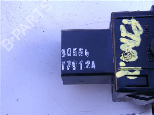 Left front window switch FIAT 500 C (312_) 1.2 (312CXA1A, 312AXA1A) | BP33423732I27 - Image 3