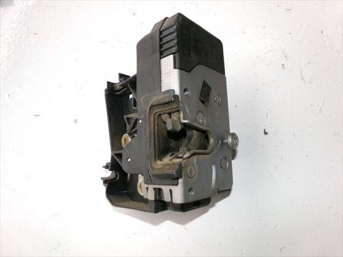 front-right-lock-opel-combo-tour-2001-2002-2003-2004-2005-2006-2007-2008-2009-2010-2011-39739051 main image