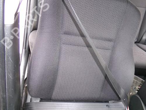 Sikkerhedssele foran højre TOYOTA COROLLA Estate (_E12_) 2.0 D-4D (CDE120_, CDE120R) (90 hp) 31658695