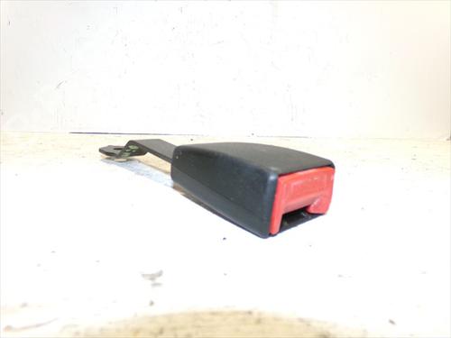 Engache cinturón Engache cinturón RENAULT CLIO III (BR0/1, CR0/1) 1.5 dCi (BR17, CR17) (86 hp) 33688210 33688210
