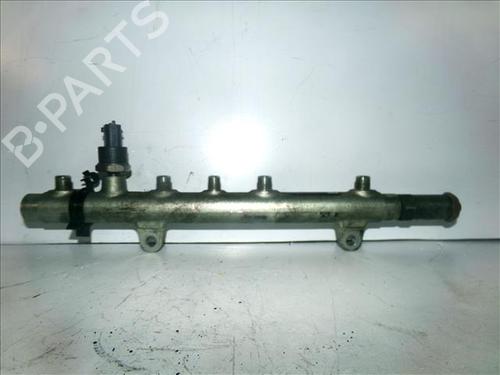 injection-rail-renault-laguna-ii-bg01_-2001-2002-2003-2004-2005-2006-2007-26204522 main image