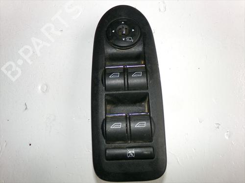 venstre-fortil-elrude-kontakt-ford-kuga-i-2008-2009-2010-2011-2012-39578301 main image