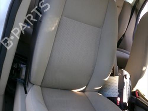 Used Right front seat Right front seat LAND ROVER FREELANDER 2 (L359) 2.2 TD4 4x4 (150 hp) 34714306 34714306