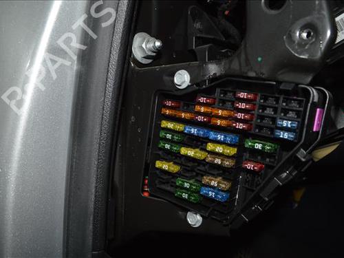Used Fuse box Fuse box AUDI A4 B7 (8EC) 2.0 TDI (140 hp) 24562256 24562256