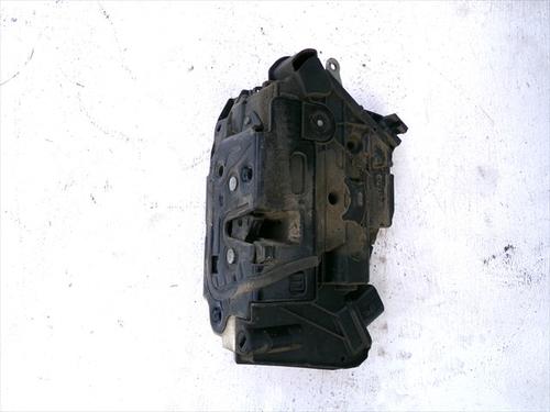 front-right-lock-seat-ibiza-iv-6j5-6p1-2008-2009-2010-2011-2012-2013-2014-2015-2016-2017-33301614 main image