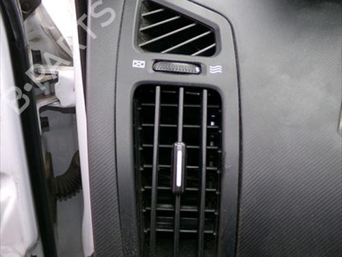 air-vent-kia-ceed-sw-ed-2007-2008-2009-2010-2011-2012-31658609 main image