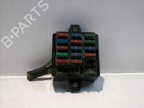 Used Fuse box Fuse box OPEL FRONTERA A (U92) 2.8 TD (5BMWL4, 5BSUD2) (113 hp) 31063507 31063507